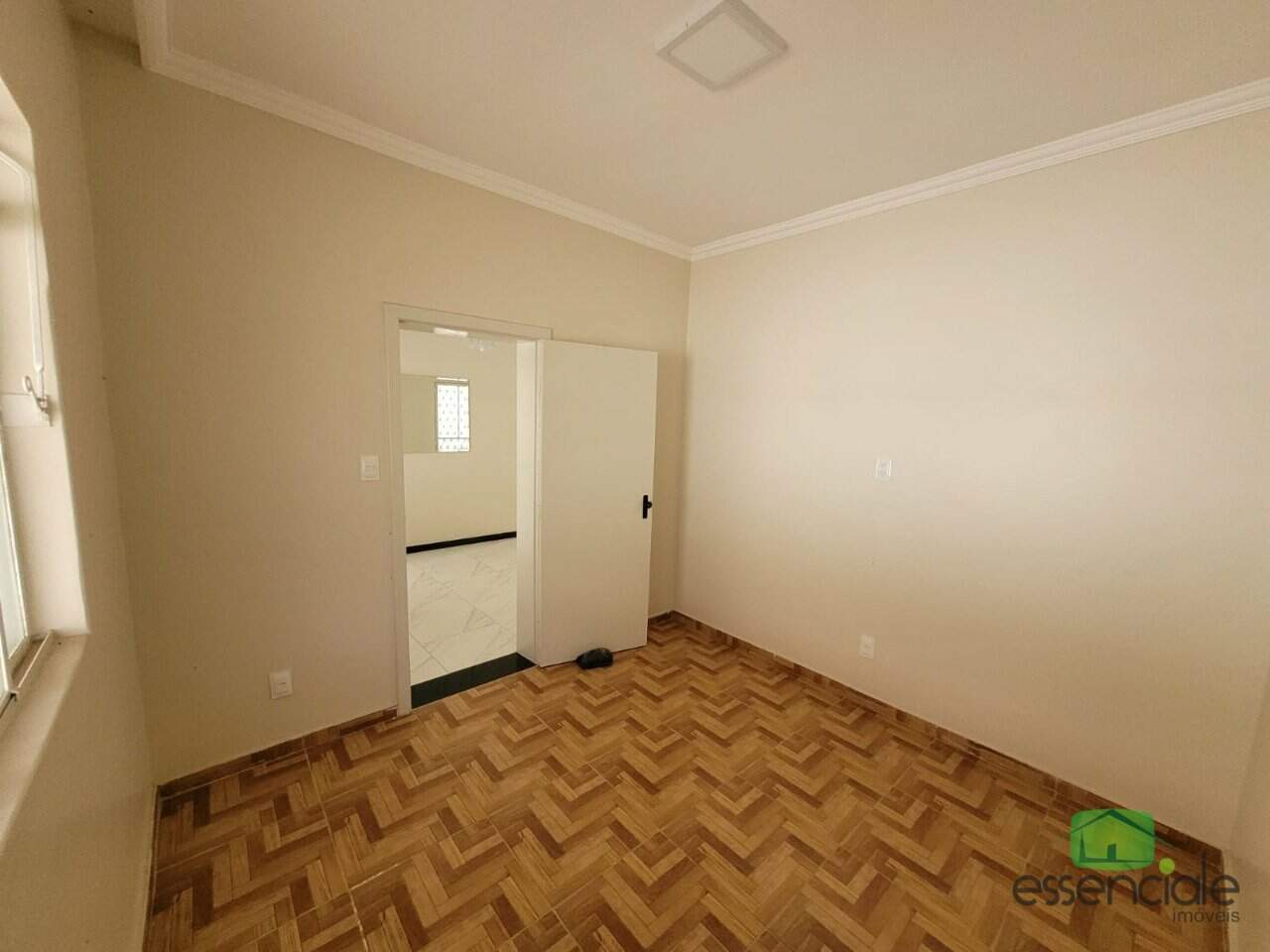 Casa à venda com 3 quartos, 360m² - Foto 13