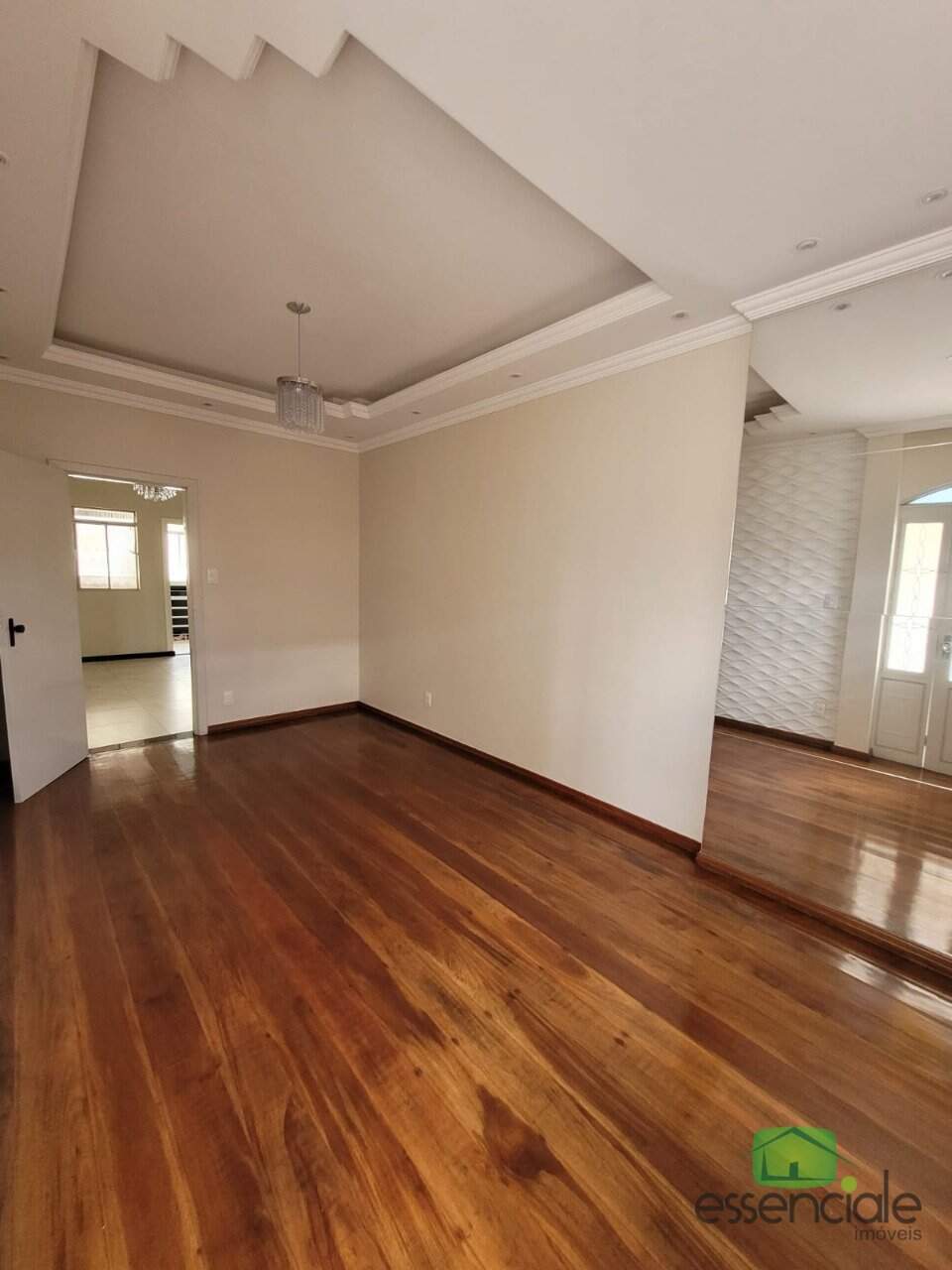 Casa à venda com 3 quartos, 360m² - Foto 14