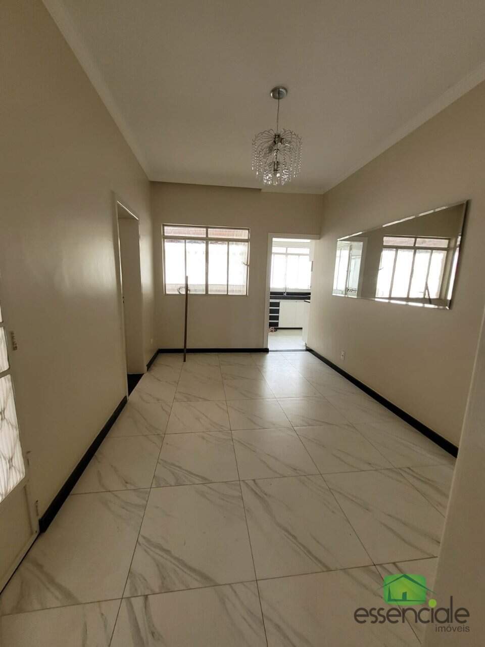 Casa à venda com 3 quartos, 360m² - Foto 15