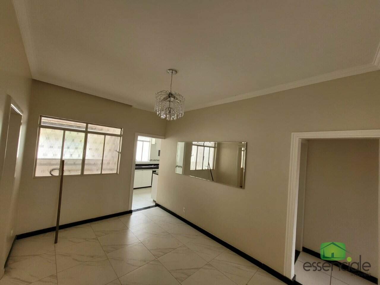 Casa à venda com 3 quartos, 360m² - Foto 16