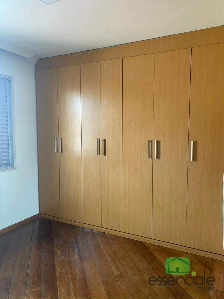 Cobertura à venda com 4 quartos, 240m² - Foto 5