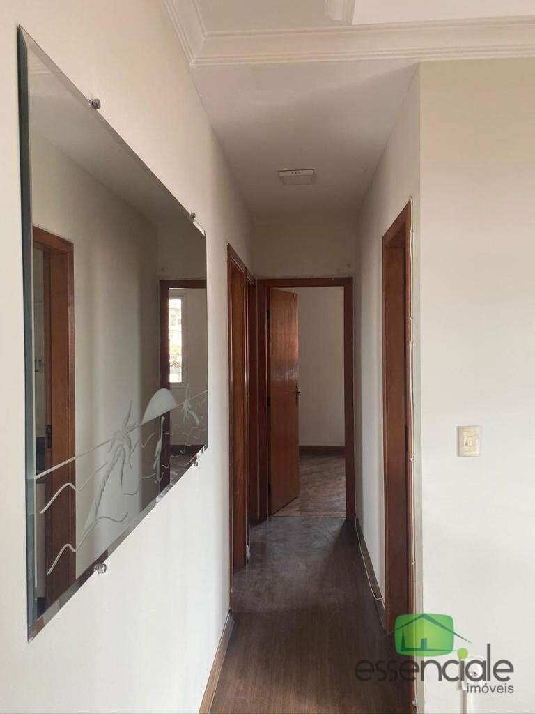 Cobertura à venda com 4 quartos, 240m² - Foto 3