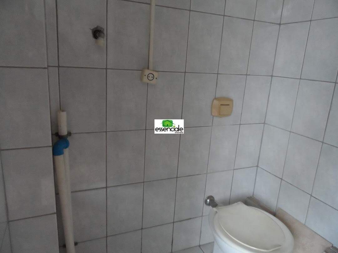 Apartamento para alugar com 3 quartos, 100m² - Foto 18
