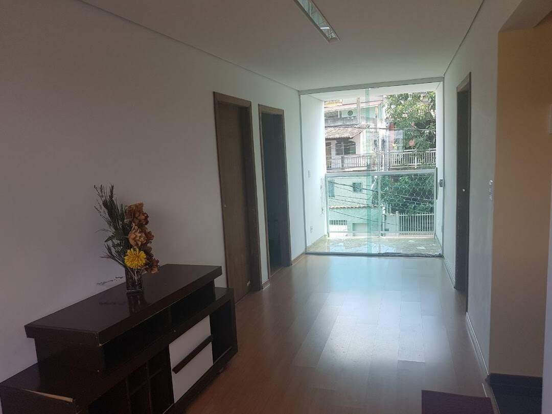 Casa à venda com 3 quartos, 250m² - Foto 12