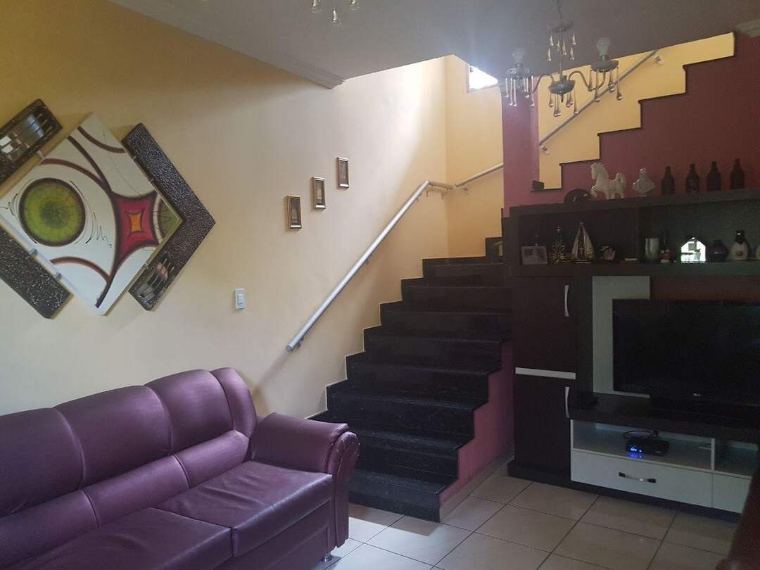 Casa à venda com 3 quartos, 250m² - Foto 7