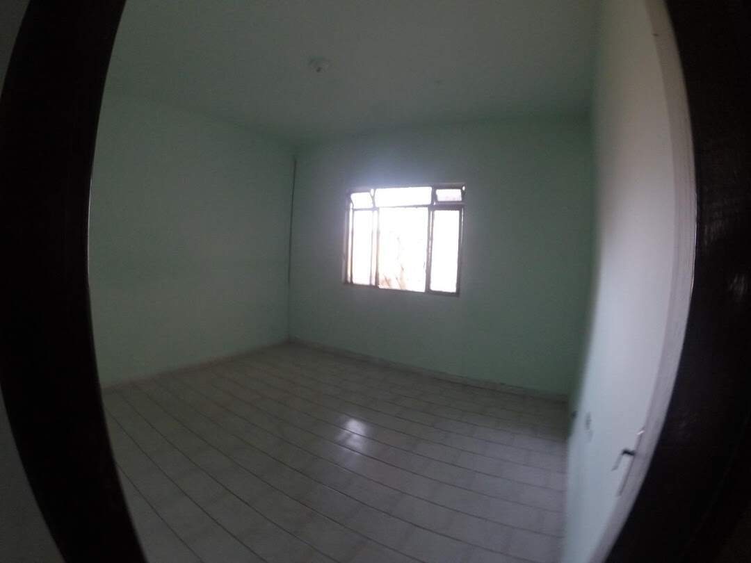 Casa à venda com 2 quartos, 200m² - Foto 7