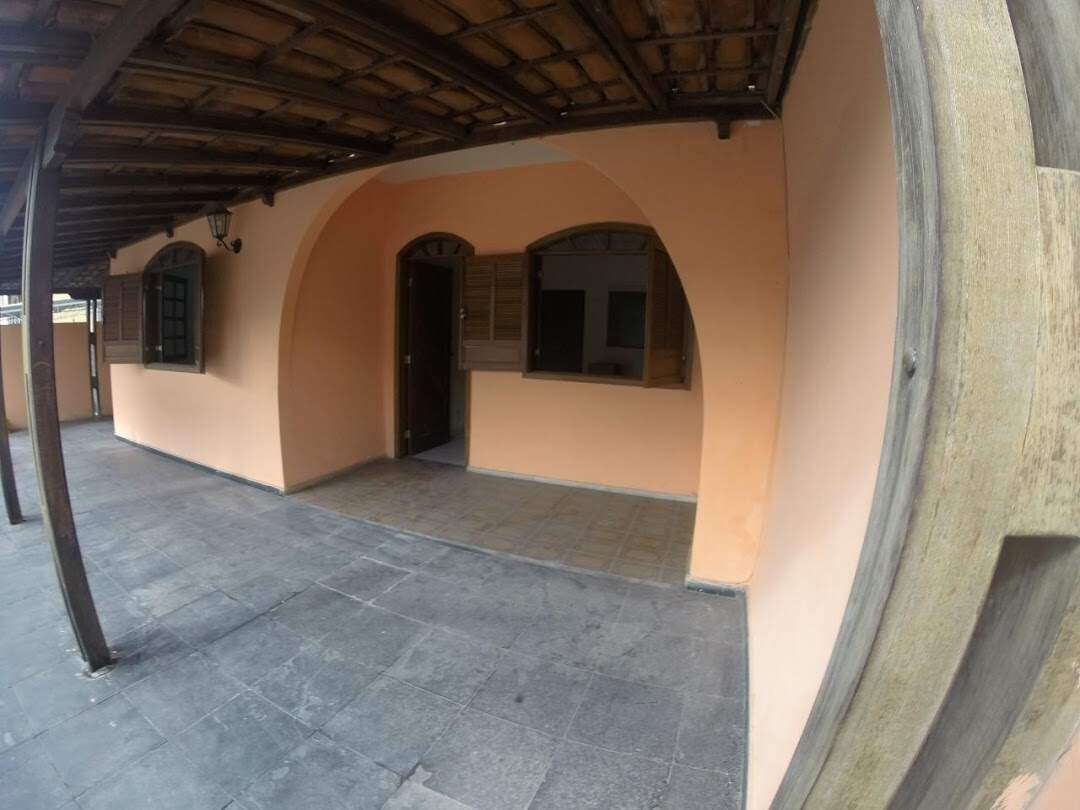 Casa à venda com 2 quartos, 200m² - Foto 4