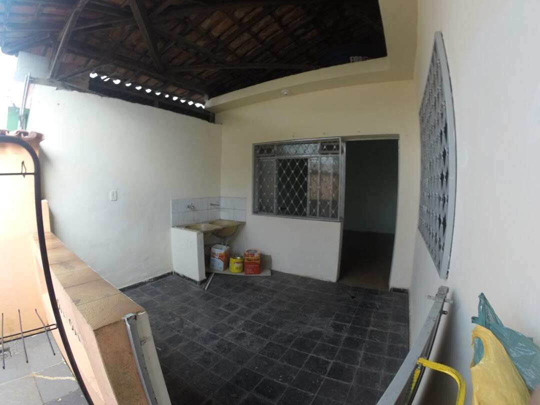 Casa à venda com 2 quartos, 200m² - Foto 11