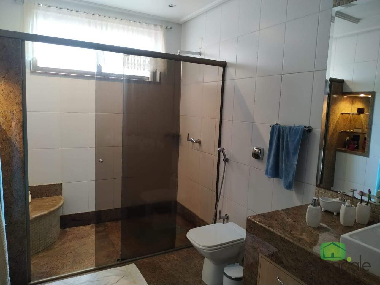 Casa à venda com 3 quartos, 500m² - Foto 2