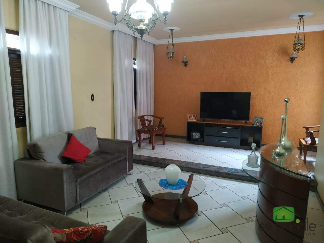 Casa à venda com 3 quartos, 500m² - Foto 7