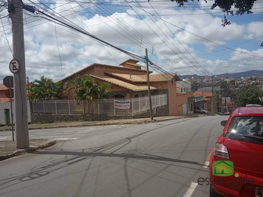 Casa à venda com 3 quartos, 500m² - Foto 8