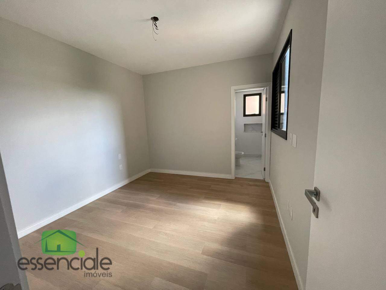 Apartamento à venda com 4 quartos, 180m² - Foto 16