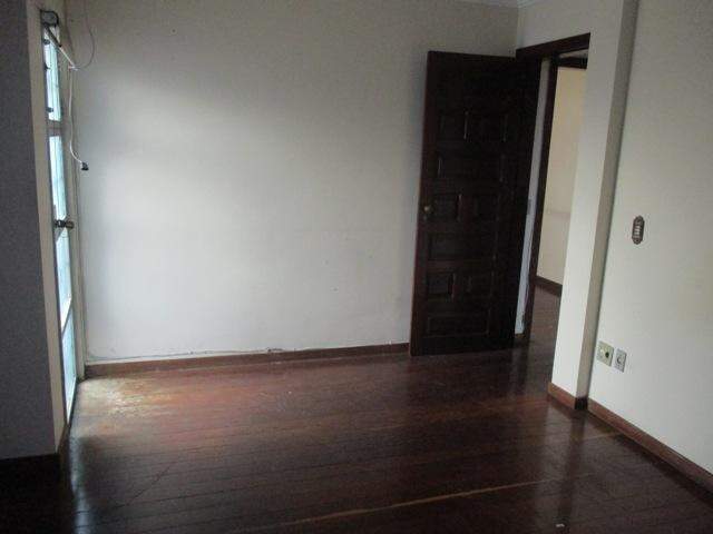 Apartamento para alugar com 3 quartos, 90m² - Foto 6