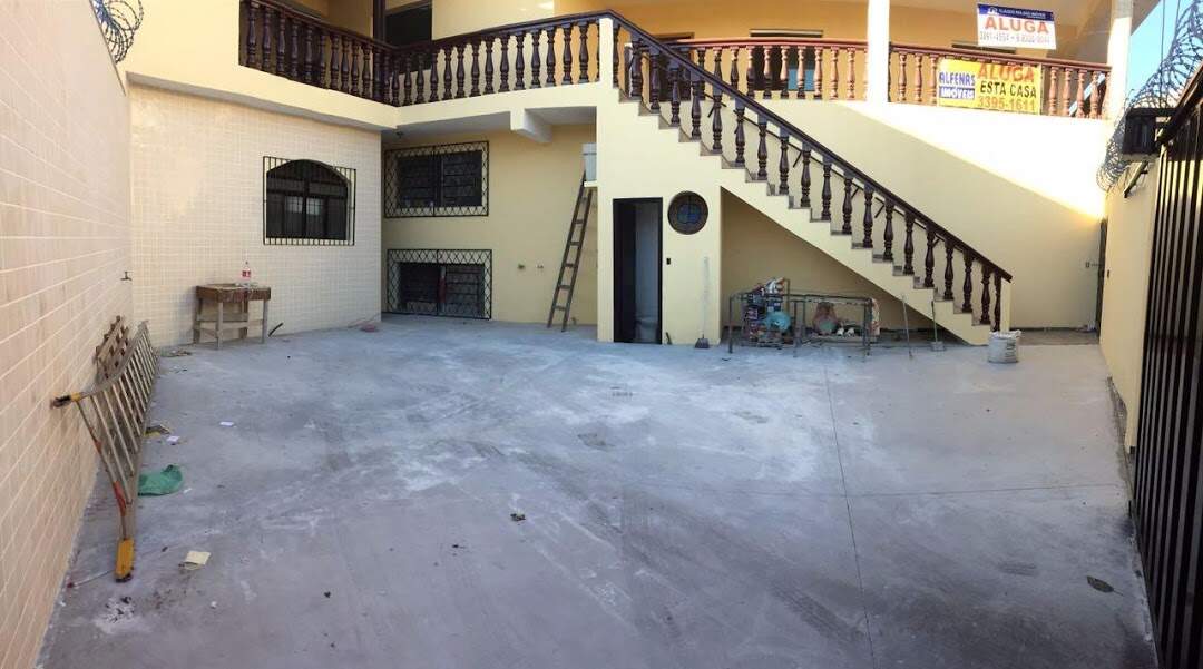 Casa para alugar com 6 quartos, 360m² - Foto 9