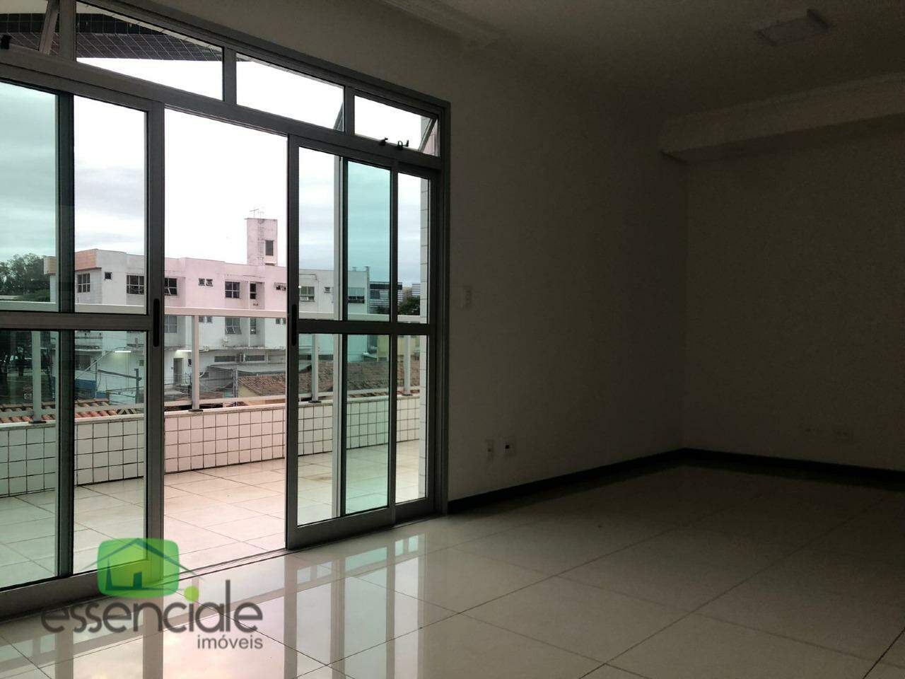 Apartamento à venda com 3 quartos, 132m² - Foto 4