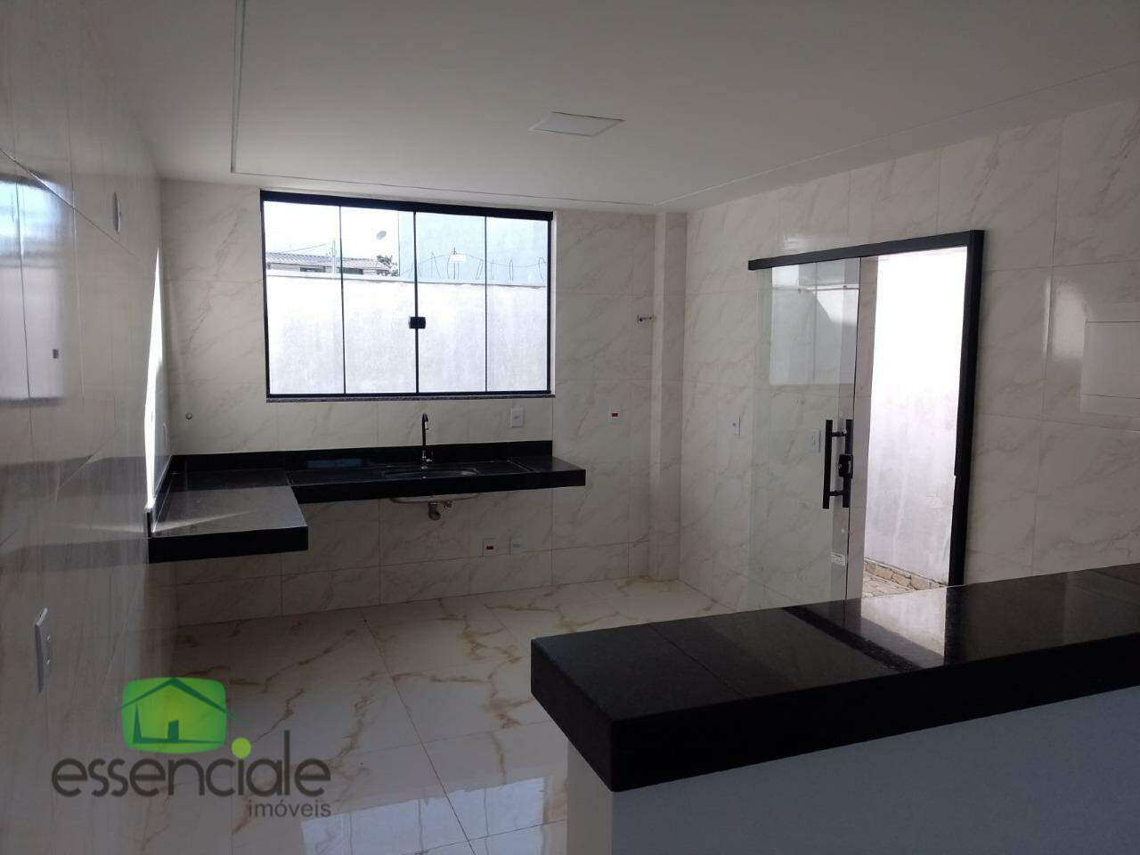 Casa à venda com 3 quartos, 100m² - Foto 16