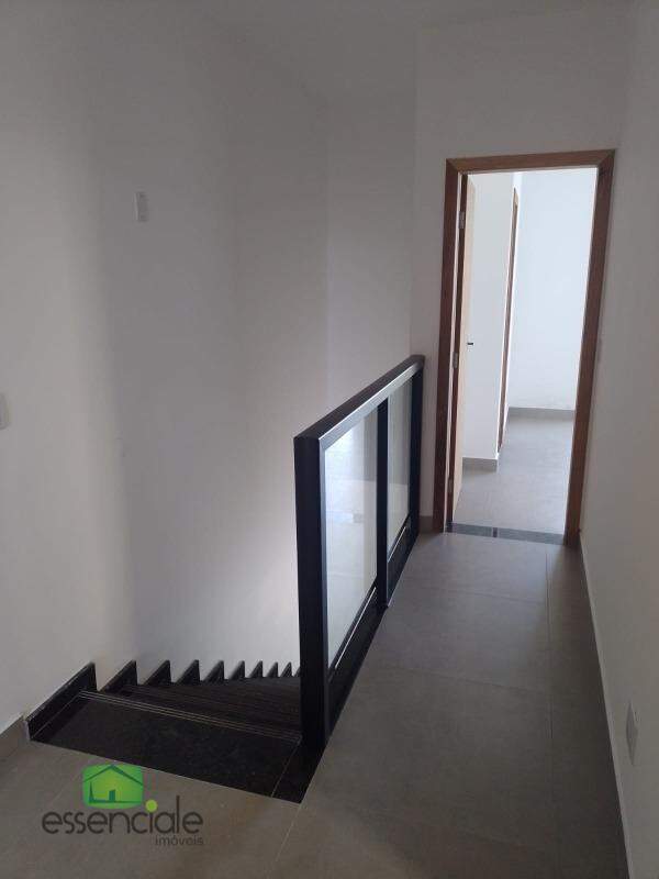 Casa à venda com 3 quartos, 100m² - Foto 13