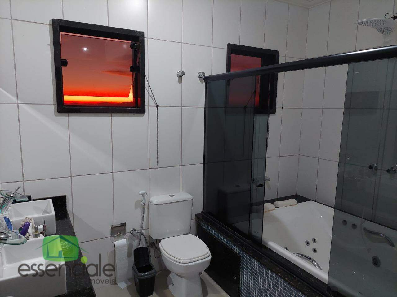 Casa à venda com 3 quartos, 300m² - Foto 17