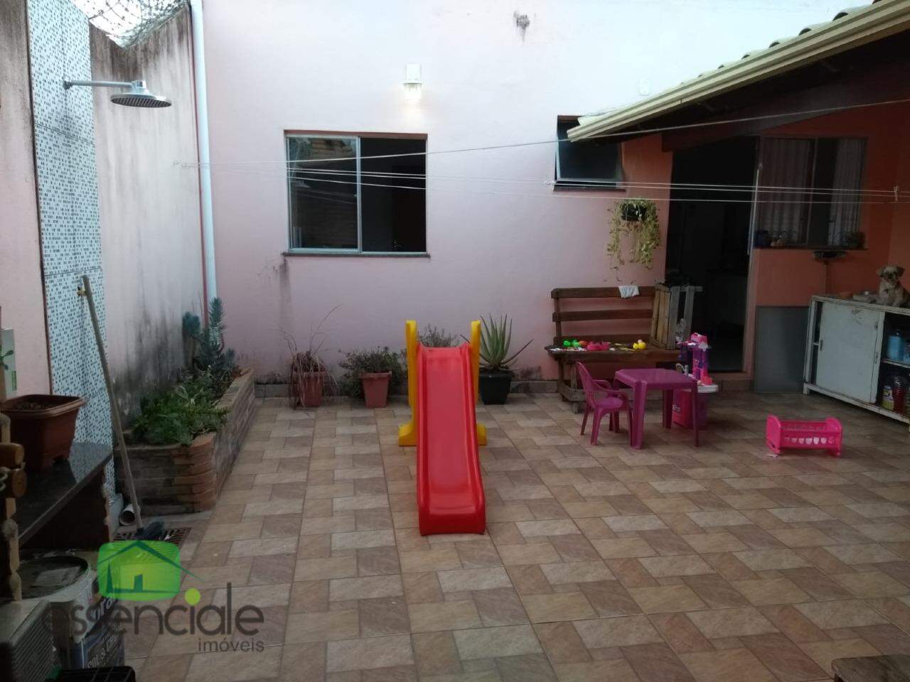 Casa à venda com 3 quartos, 86m² - Foto 17