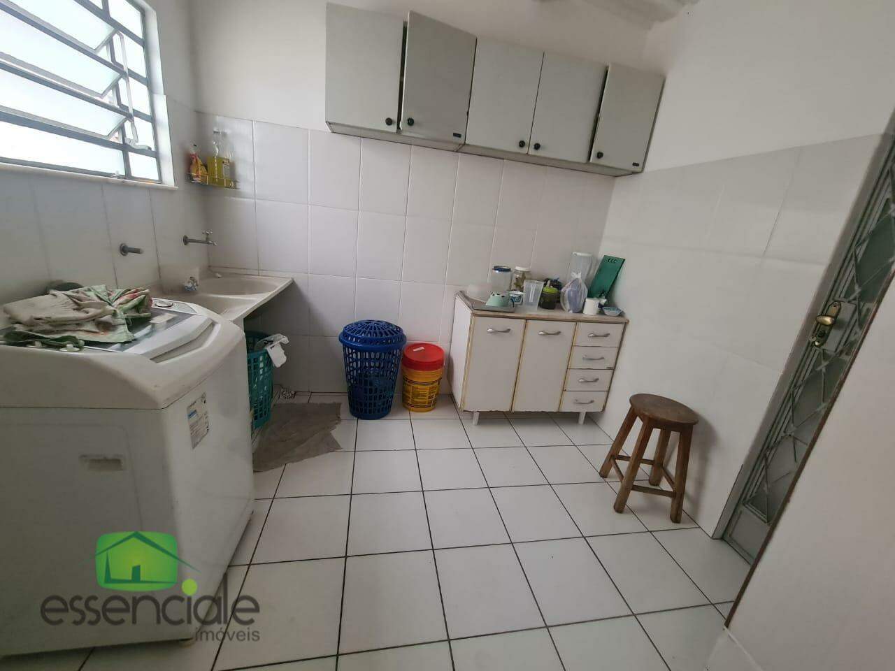 Casa à venda com 3 quartos, 360m² - Foto 14