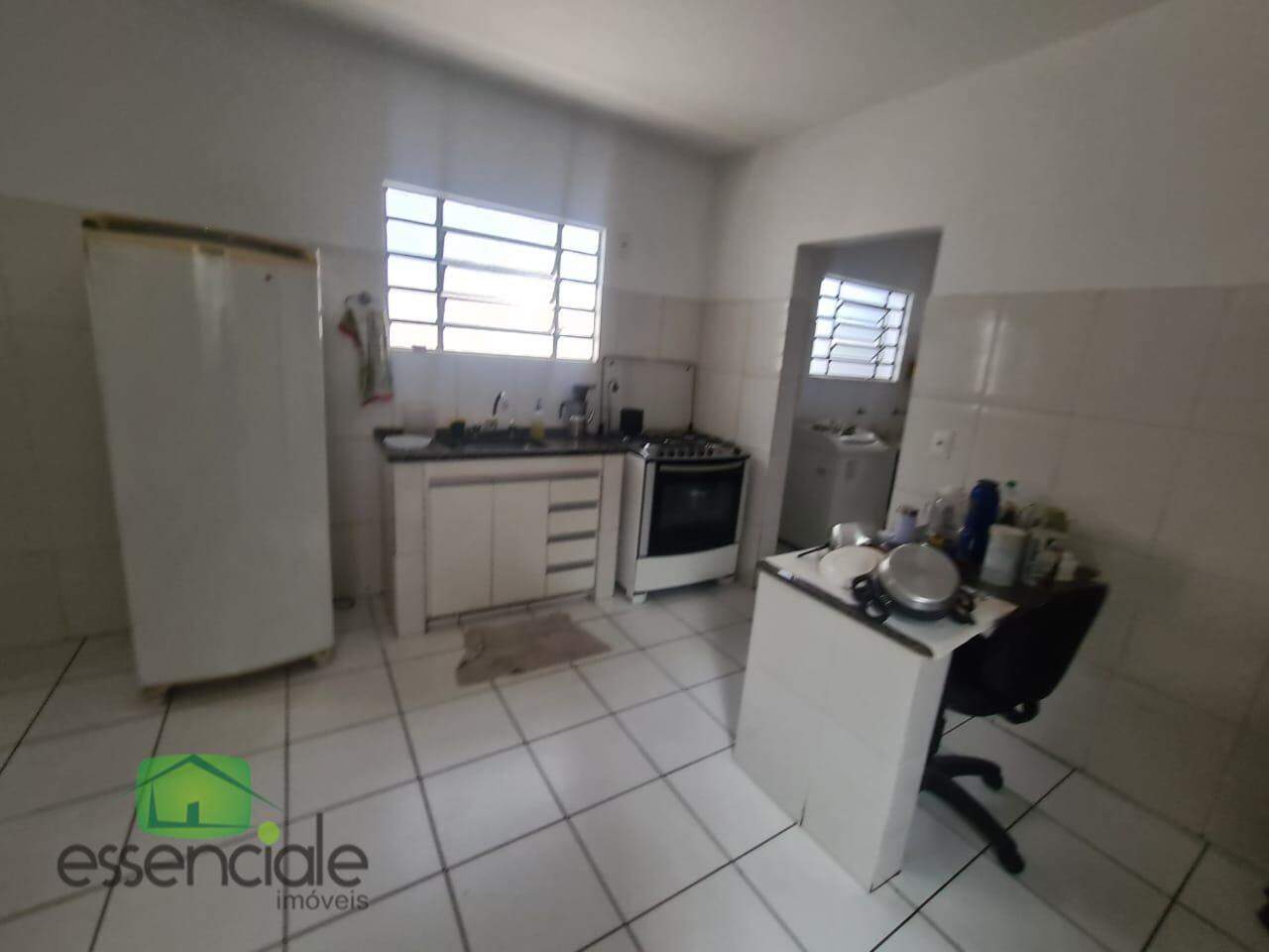 Casa à venda com 3 quartos, 360m² - Foto 13