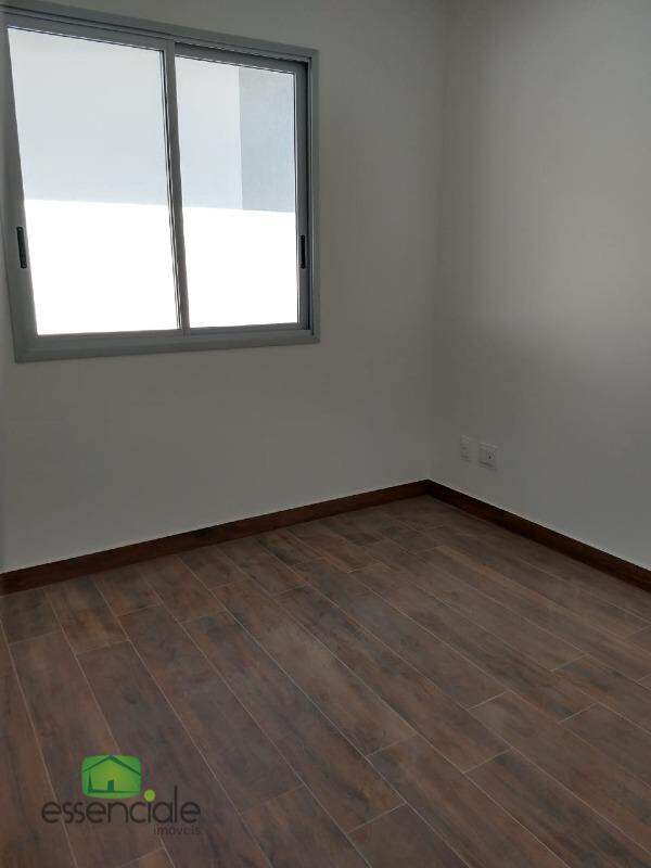 Casa à venda com 3 quartos, 160m² - Foto 5