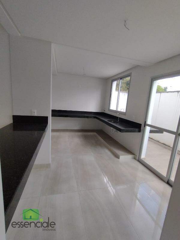 Casa à venda com 3 quartos, 128m² - Foto 8