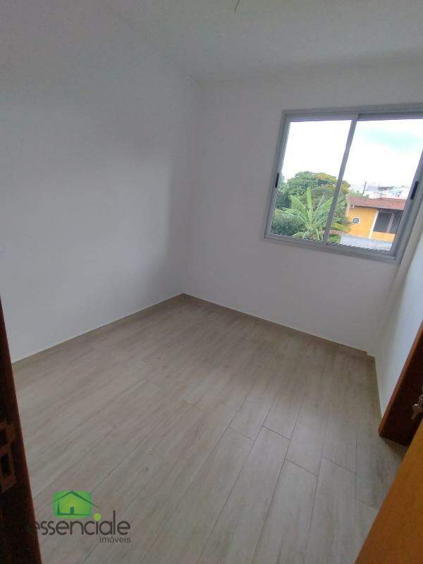 Casa à venda com 3 quartos, 128m² - Foto 7