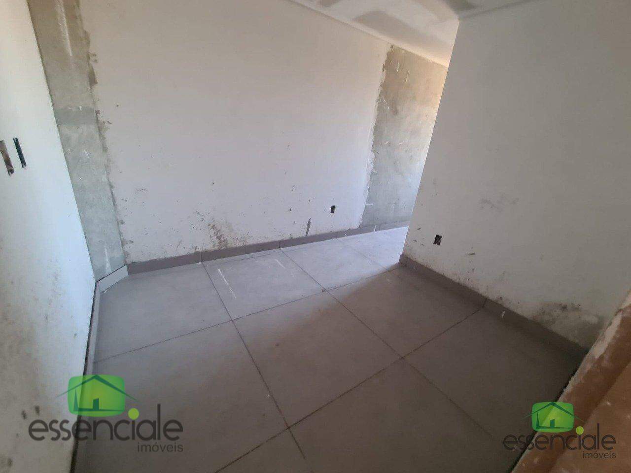 Casa à venda com 3 quartos, 140m² - Foto 14