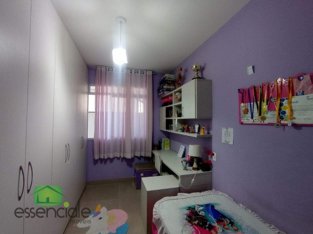 Apartamento à venda com 3 quartos, 121m² - Foto 13