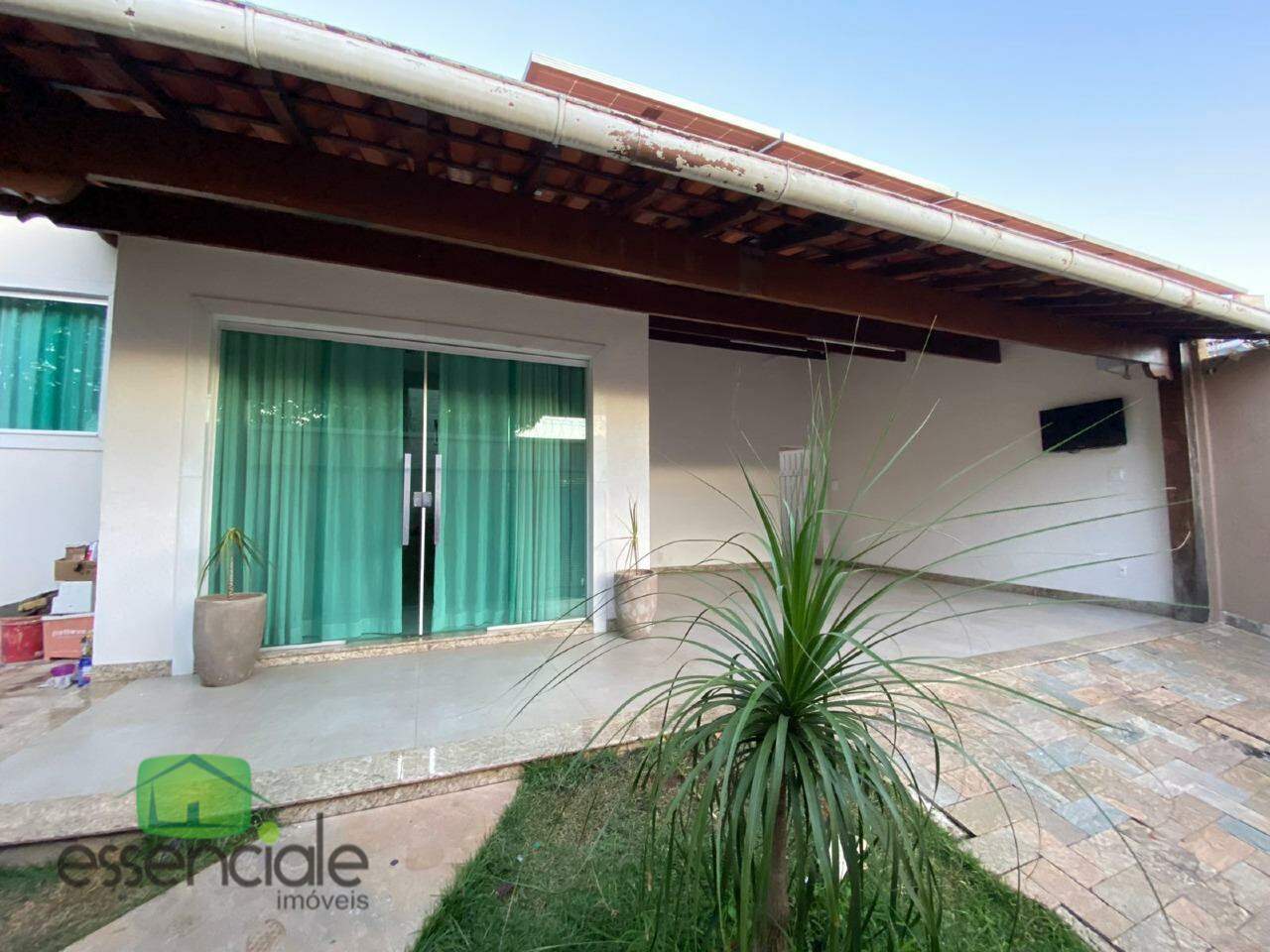 Casa à venda com 3 quartos, 400m² - Foto 2