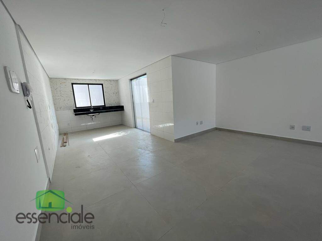 Casa à venda com 3 quartos, 114m² - Foto 4