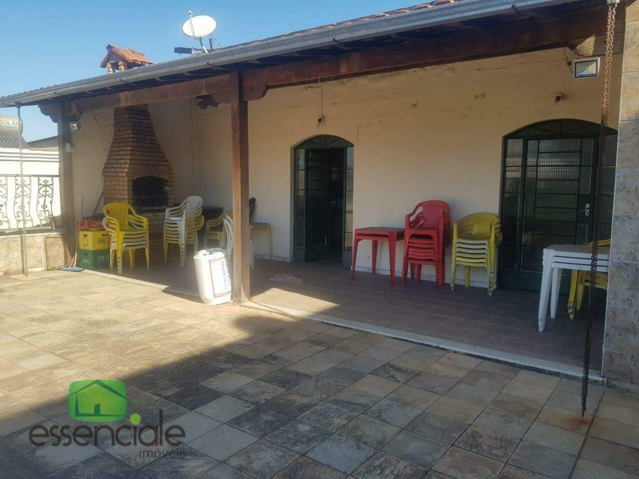 Casa à venda com 3 quartos, 300m² - Foto 7