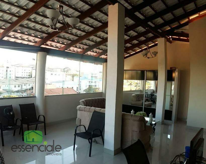 Casa à venda com 4 quartos, 250m² - Foto 16