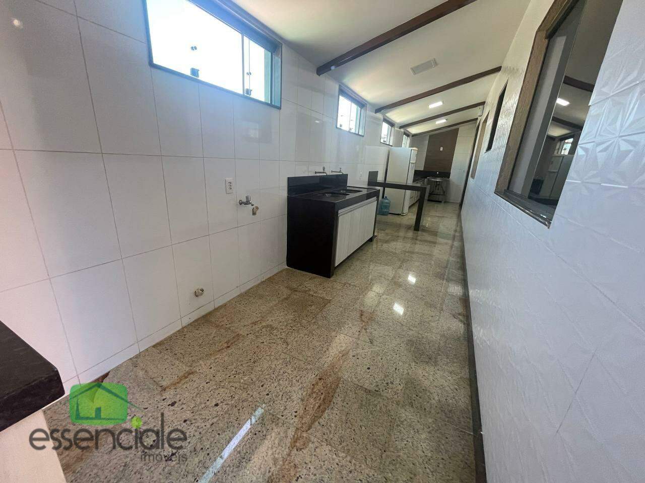 Casa à venda com 3 quartos, 100m² - Foto 15