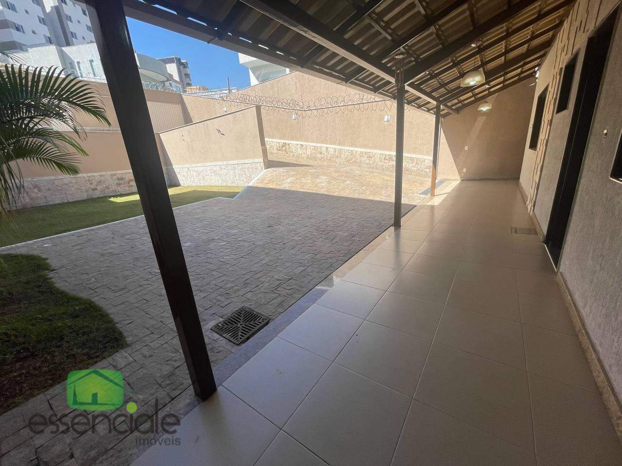 Casa à venda com 3 quartos, 100m² - Foto 5