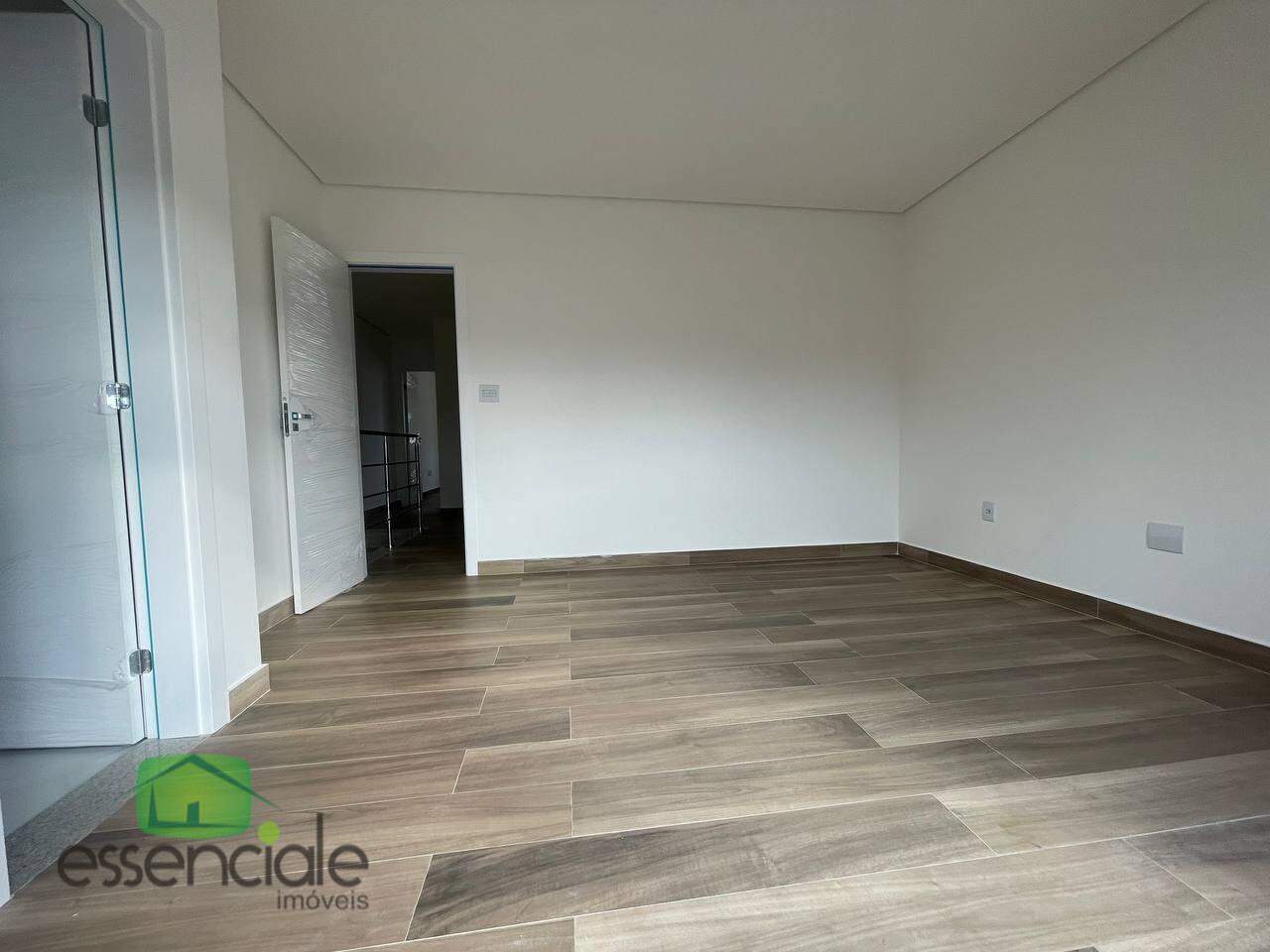 Casa à venda com 3 quartos, 137m² - Foto 14