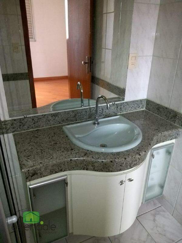 Apartamento à venda com 3 quartos, 100m² - Foto 15