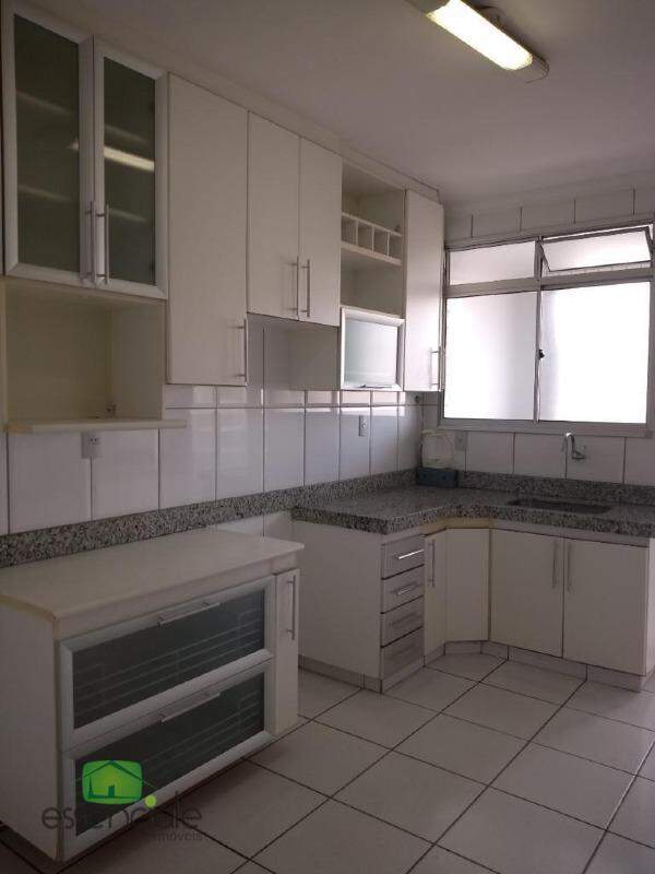 Apartamento à venda com 3 quartos, 100m² - Foto 19