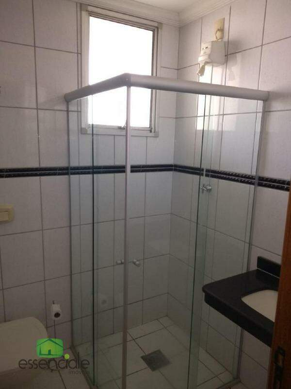 Apartamento à venda com 3 quartos, 100m² - Foto 13