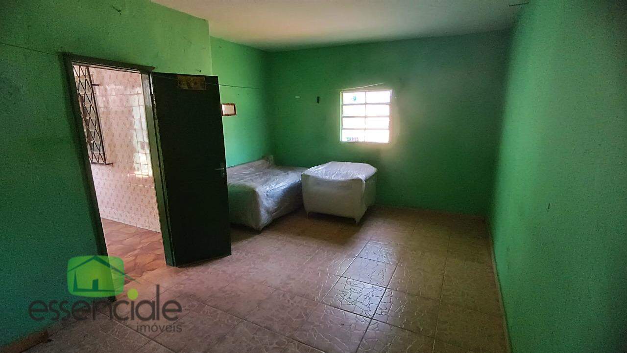 Casa à venda com 10 quartos, 90m² - Foto 12