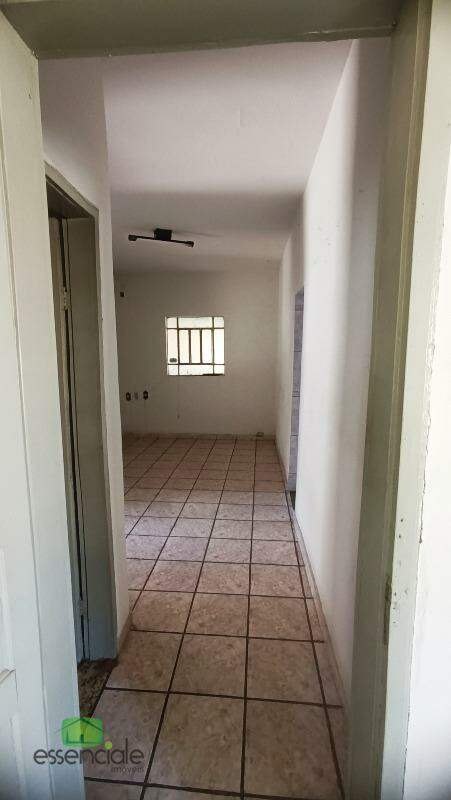 Casa à venda com 10 quartos, 90m² - Foto 19