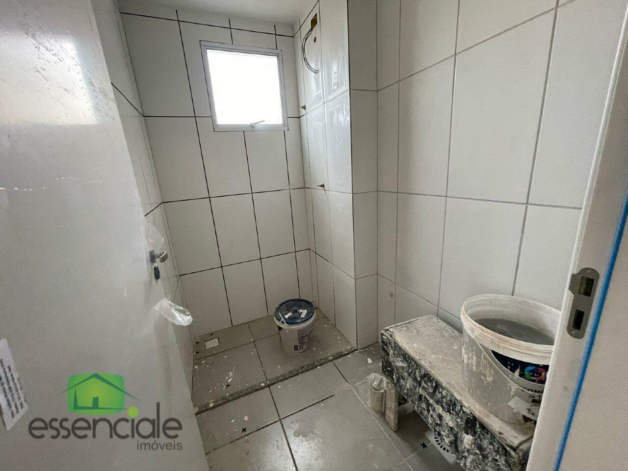 Apartamento à venda com 2 quartos, 43m² - Foto 3