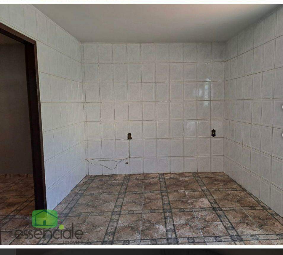 Casa à venda com 2 quartos, 100m² - Foto 9