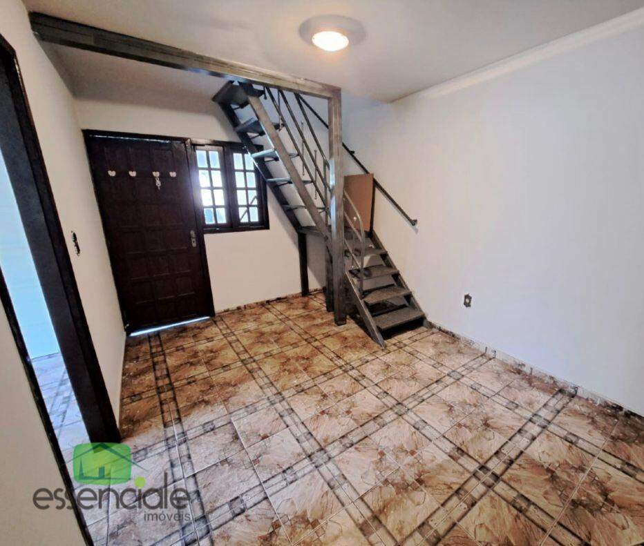 Casa à venda com 2 quartos, 100m² - Foto 7