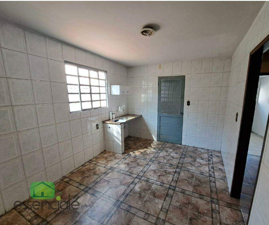 Casa à venda com 2 quartos, 100m² - Foto 13