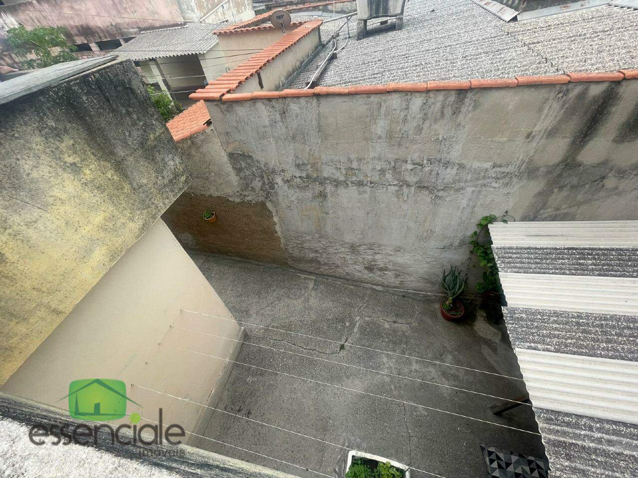 Casa à venda com 3 quartos, 360m² - Foto 9