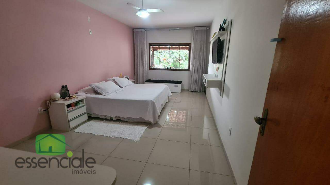 Casa à venda com 3 quartos, 200m² - Foto 10