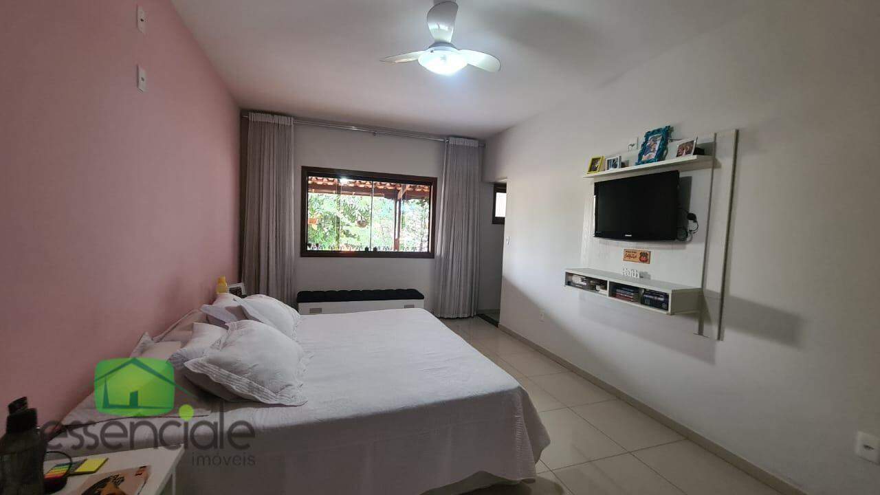 Casa à venda com 3 quartos, 200m² - Foto 12