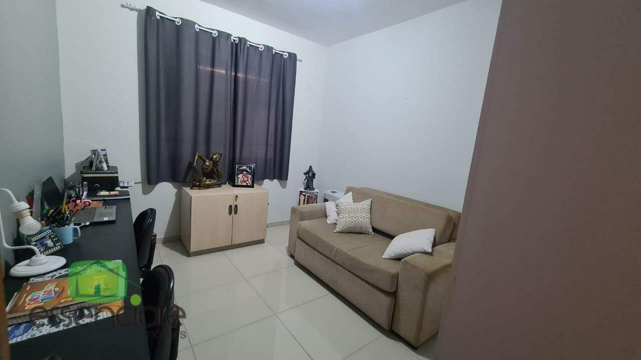 Casa à venda com 3 quartos, 200m² - Foto 19